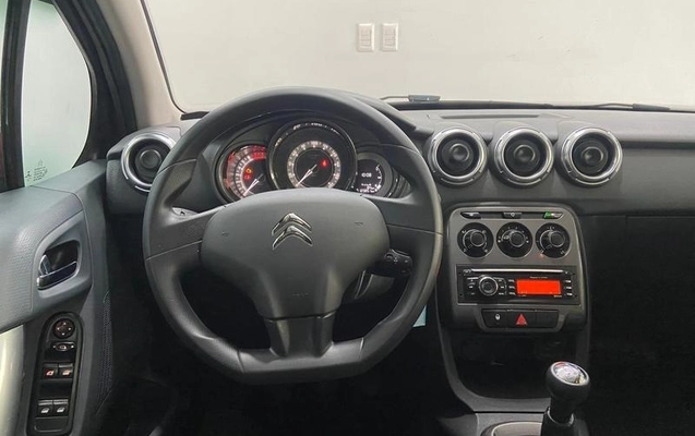 imagem-https://www.socarrao.com.br/sc-vehicle-images-prod/3433808/1789413893208-8337347_5_B_597d6676d1.jpeg