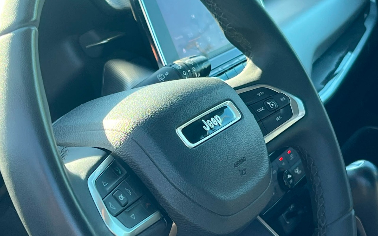 imagem-https://www.socarrao.com.br/sc-vehicle-images-prod/3433814/1787668476978-V2hhdHNBcHAgSW1hZ2UgMjAyNi0wOC0yNCBhdCAxNS4zNy4zNyAoMikuanBlZw.jpeg