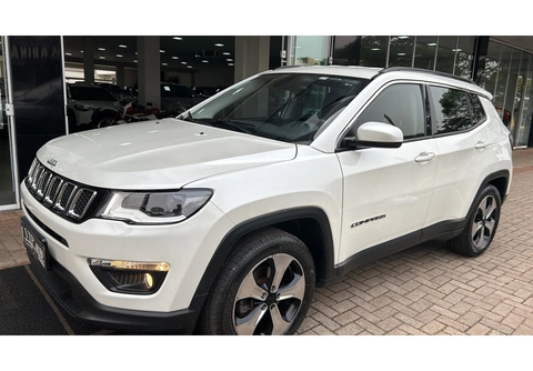 Jeep Compass 2018 Branco — foto 1 de 3