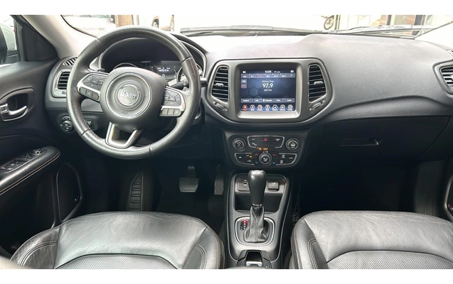 imagem-https://www.socarrao.com.br/sc-vehicle-images-prod/3433878/1787668599097-10_113615.jpg