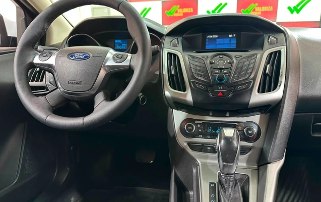 imagem-https://www.socarrao.com.br/sc-vehicle-images-prod/3433949/1787668888442-ed4fe50b-9dfa-46a9-a170-368a60d9b02b.jpg