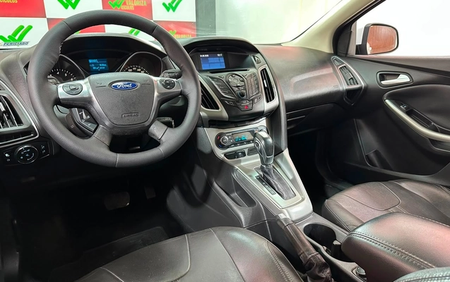 imagem-https://www.socarrao.com.br/sc-vehicle-images-prod/3433949/1787668888443-e49b08ca-f3d4-4726-8f83-9689f8956035.jpg