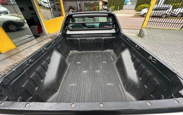 imagem-https://www.socarrao.com.br/sc-vehicle-images-prod/3433966/1787840411128-8309295_7_B_5dd3567ead.jpeg