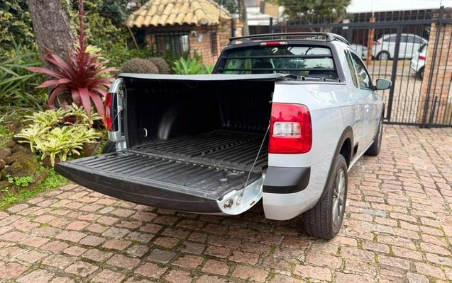 imagem-https://www.socarrao.com.br/sc-vehicle-images-prod/3434225/1787745626303-8375620_0_B_574680343f.jpeg