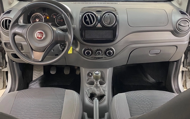 imagem-https://www.socarrao.com.br/sc-vehicle-images-prod/3434226/1787671279919-SU1HXzEwMzEuanBlZw.jpeg