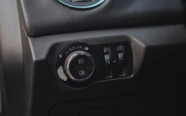 imagem-https://www.socarrao.com.br/sc-vehicle-images-prod/3434379/1790433742187-8393548_11_B_49f4bf7c69.jpeg