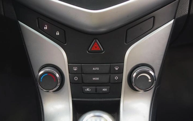 imagem-https://www.socarrao.com.br/sc-vehicle-images-prod/3434379/1790433742189-8393548_11_B_11b17d8a3e.jpeg
