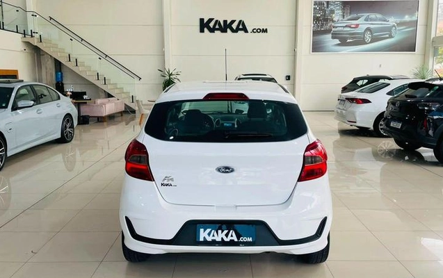 imagem-https://www.socarrao.com.br/sc-vehicle-images-prod/3434386/1787943124109-8335206_7_B_05b236b7f3.jpeg