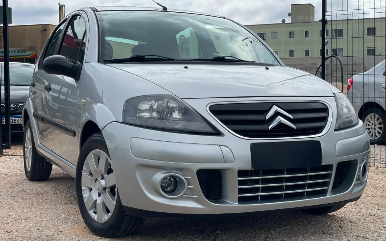 imagem-https://www.socarrao.com.br/sc-vehicle-images-prod/3434608/1787670904949-V2hhdHNBcHAgSW1hZ2UgMjAyNi0wOC0yNSBhdCAxMS41My41MSBBTS5qcGVn.jpeg