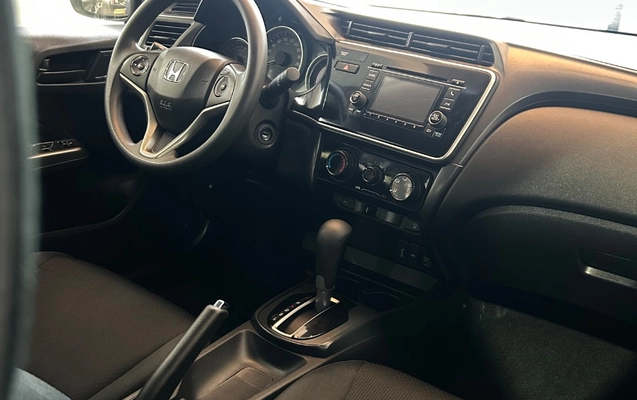 imagem-https://www.socarrao.com.br/sc-vehicle-images-prod/3434823/1787671732276-gb-841a2eb.jpeg