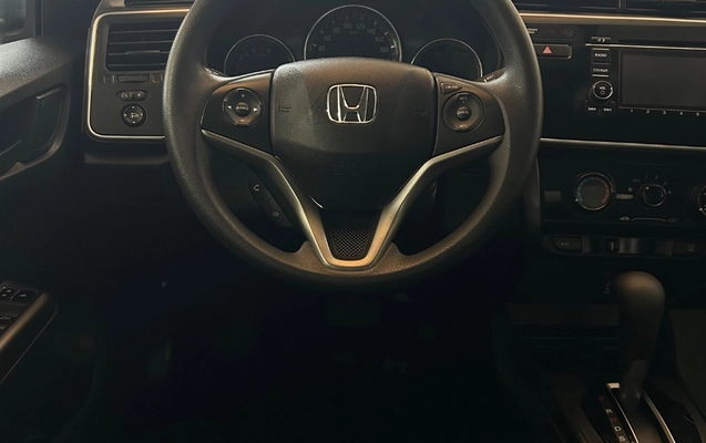 imagem-https://www.socarrao.com.br/sc-vehicle-images-prod/3434823/1787671732279-gb-957ae55.jpeg