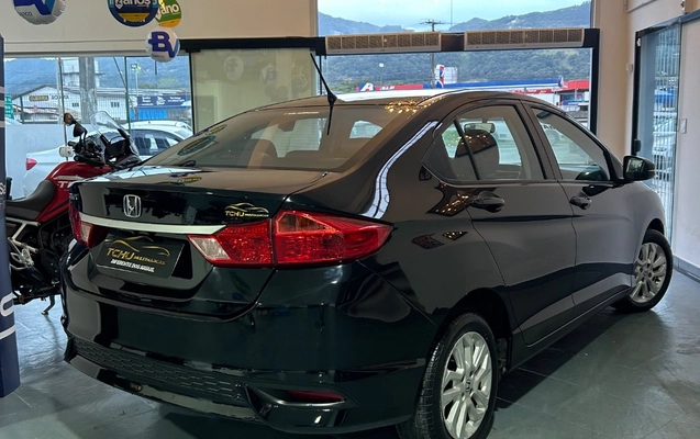 imagem-https://www.socarrao.com.br/sc-vehicle-images-prod/3434823/1787671732284-gb-855a9bc.jpeg