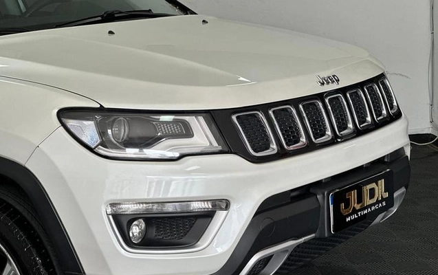 imagem-https://www.socarrao.com.br/sc-vehicle-images-prod/3435129/1788284673285-8414347_34_B_42905c76f1.jpeg