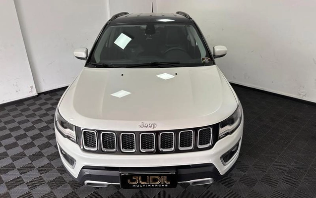 imagem-https://www.socarrao.com.br/sc-vehicle-images-prod/3435129/1788284673287-8414347_38_B_5d86f4b475.jpeg
