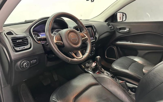 imagem-https://www.socarrao.com.br/sc-vehicle-images-prod/3435129/1788284673317-8414347_18_B_8f2ebdbdf1.jpeg
