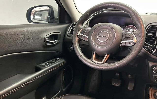 imagem-https://www.socarrao.com.br/sc-vehicle-images-prod/3435129/1788284673319-8414347_8_B_1809b686a1.jpeg