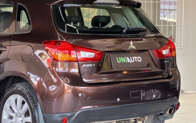 imagem-https://www.socarrao.com.br/sc-vehicle-images-prod/3435183/1787672775066-003_f3233e1ded524b36d8cc28a2520bb135.jpeg