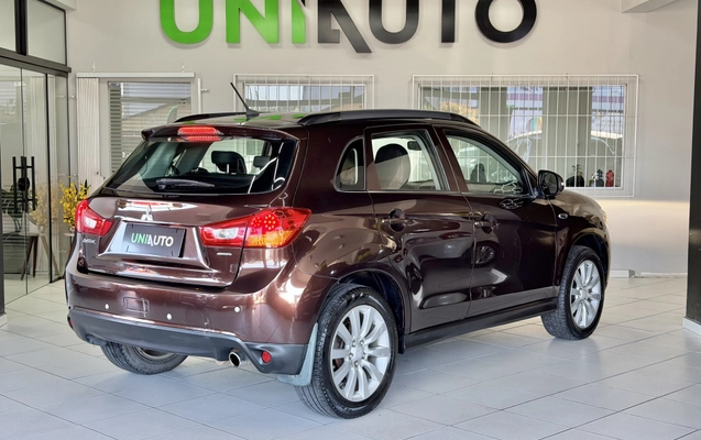 imagem-https://www.socarrao.com.br/sc-vehicle-images-prod/3435183/1787672775067-003_d2dc0dc9b9d79336afaea403fd1fceb4.jpeg