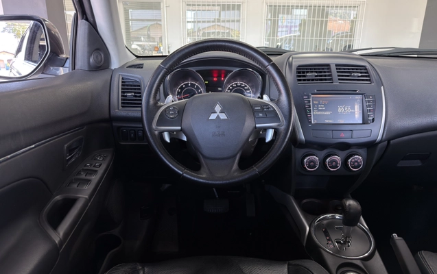 imagem-https://www.socarrao.com.br/sc-vehicle-images-prod/3435183/1787672775072-003_0a794b2db317945d596e9e28c4c48f9e.jpeg