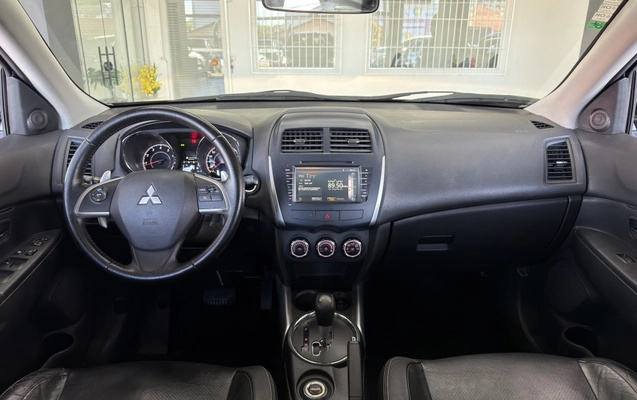 imagem-https://www.socarrao.com.br/sc-vehicle-images-prod/3435183/1787672775073-003_11352085495c7d10461b24dc4de947d5.jpeg