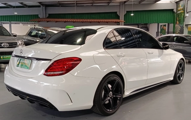 imagem-https://www.socarrao.com.br/sc-vehicle-images-prod/3435215/1787690652681-46AIifpbMO7BfXVwbCHFJKI3c4WYdLAd.jpg
