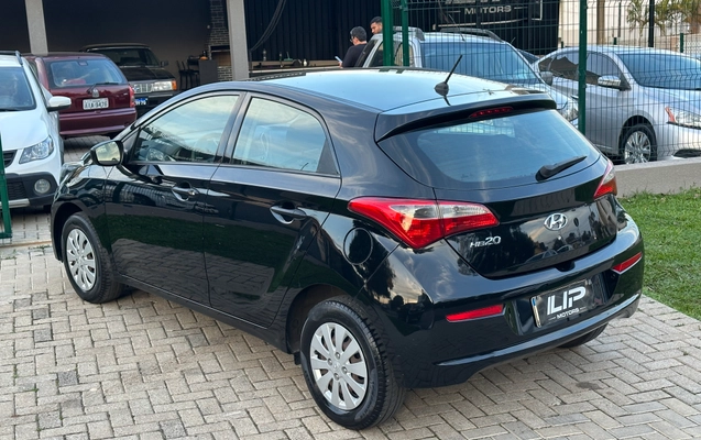imagem-https://www.socarrao.com.br/sc-vehicle-images-prod/3435221/1789398222817-f35ad6b6-e3cf-438f-85ed-b3527a8ea883.jpeg