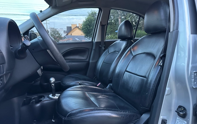 imagem-https://www.socarrao.com.br/sc-vehicle-images-prod/3435222/1789398613908-779864f9-ece4-4af0-8f52-d898554d07d5.jpeg