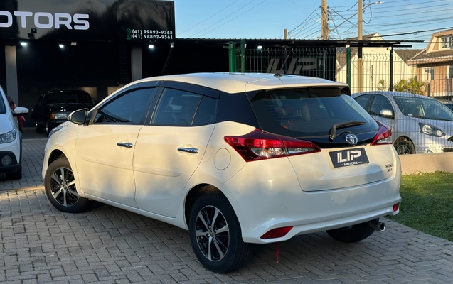 imagem-https://www.socarrao.com.br/sc-vehicle-images-prod/3435223/1787673540529-4a8a065a-81d6-49a7-934f-72ae766fbada.jpeg