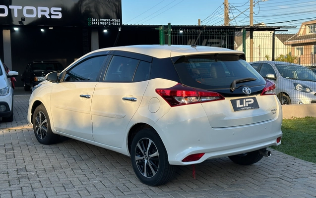 imagem-https://www.socarrao.com.br/sc-vehicle-images-prod/3435223/1787673540530-950fad26-3b0d-4924-9f75-67392c9810c4.jpeg