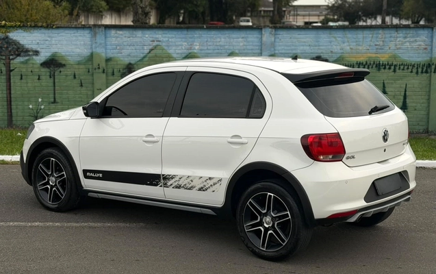 imagem-https://www.socarrao.com.br/sc-vehicle-images-prod/3435225/1787673589234-V2hhdHNBcHAgSW1hZ2UgMjAyNi0wOC0xMyBhdCAyLjUxLjU3IFBNLmpwZWc.jpeg
