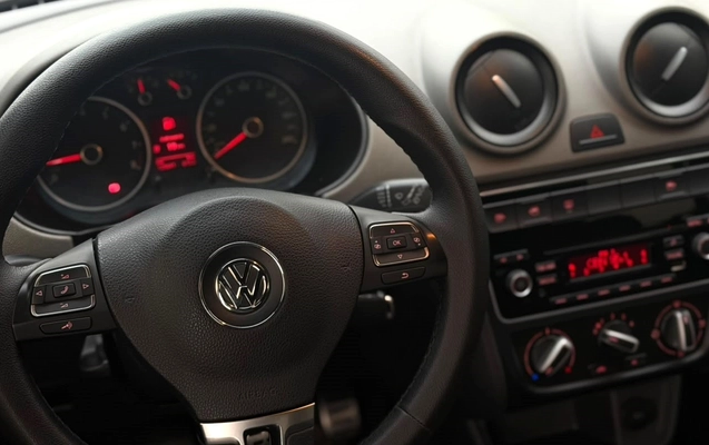 imagem-https://www.socarrao.com.br/sc-vehicle-images-prod/3435225/1787673589441-V2hhdHNBcHAgSW1hZ2UgMjAyNi0wOC0xMyBhdCAyLjUxLjU5IFBNICgxKS5qcGVn.jpeg