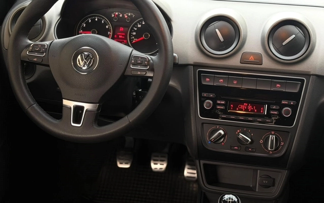 imagem-https://www.socarrao.com.br/sc-vehicle-images-prod/3435225/1787673589513-V2hhdHNBcHAgSW1hZ2UgMjAyNi0wOC0xMyBhdCAyLjUxLjU5IFBNLmpwZWc.jpeg