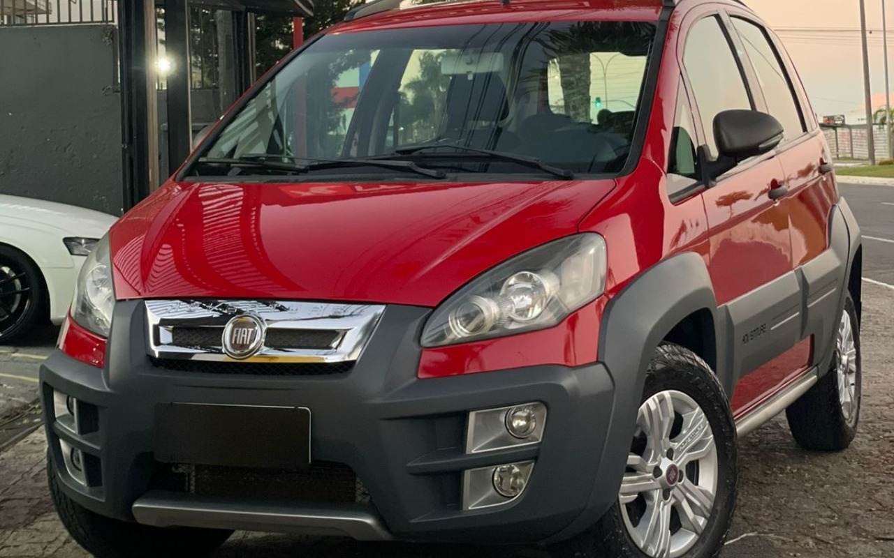 Fiat Idea 2012 Vermelho — foto 1 de 3