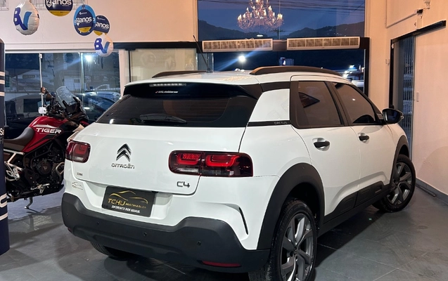 imagem-https://www.socarrao.com.br/sc-vehicle-images-prod/3435947/1789161865637-gb-73ae12a.jpeg