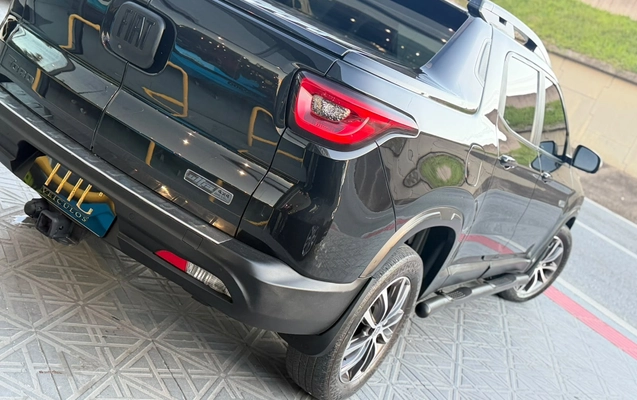 imagem-https://www.socarrao.com.br/sc-vehicle-images-prod/3435973/1787675786936-003_660bffe7f07f2404abbaf4e7b2412ec0.jpeg