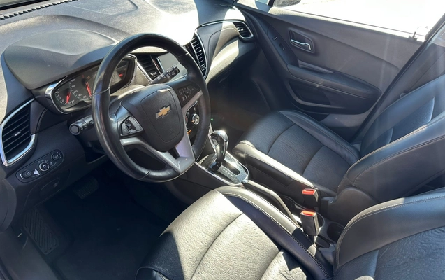 imagem-https://www.socarrao.com.br/sc-vehicle-images-prod/3435974/1787675812995-003_08d708319ab8027f8f805ad2ab00130b.jpeg