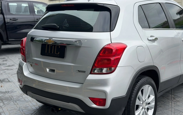 imagem-https://www.socarrao.com.br/sc-vehicle-images-prod/3435975/1787675832877-003_d197b7e948fd518bb6788ca95da31bbe.jpeg