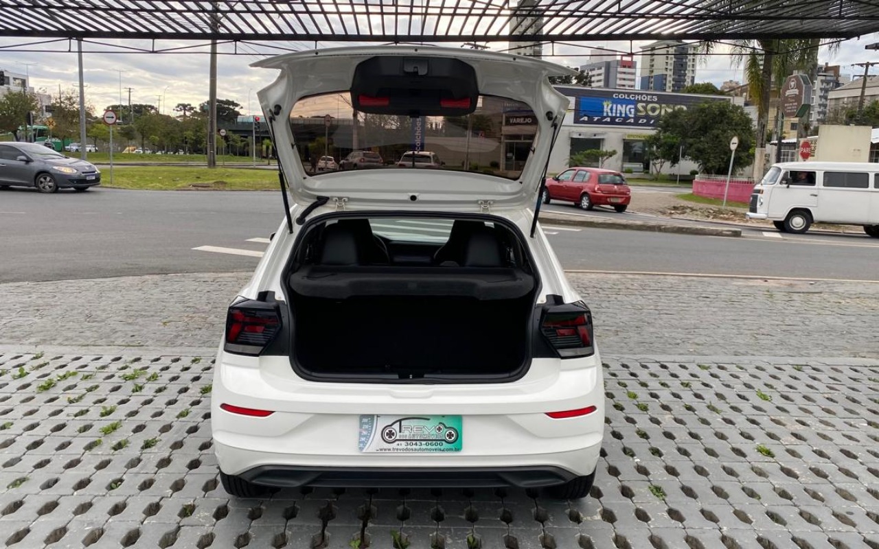 imagem-https://www.socarrao.com.br/sc-vehicle-images-prod/3435979/1789593273753-OS5qcGVn.jpeg