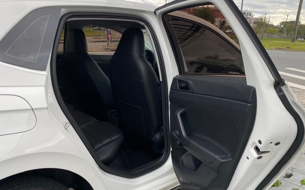 imagem-https://www.socarrao.com.br/sc-vehicle-images-prod/3435979/1789593274611-MjAuanBlZw.jpeg
