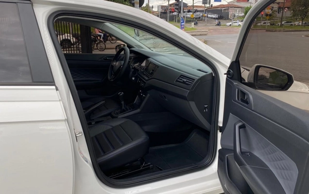 imagem-https://www.socarrao.com.br/sc-vehicle-images-prod/3435979/1789593275248-MjUuanBlZw.jpeg