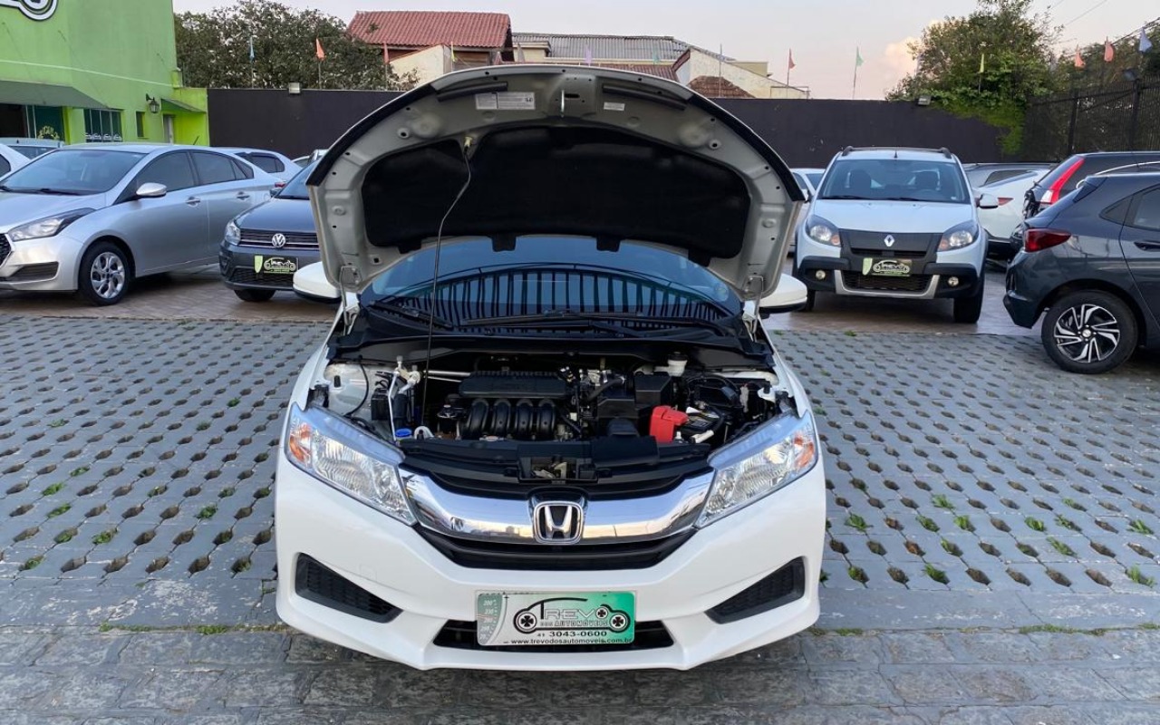 imagem-https://www.socarrao.com.br/sc-vehicle-images-prod/3436223/1788037781954-OS5qcGVn.jpeg