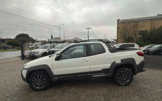 imagem-https://www.socarrao.com.br/sc-vehicle-images-prod/3436289/1787676971538-R8NwNTT8Qmlf1ms34OyVH3QTHbQO7r3W.jpg