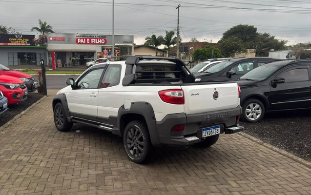 imagem-https://www.socarrao.com.br/sc-vehicle-images-prod/3436289/1787676971540-9qKiJCGnTMuPjDwoVqE06uCKcR1Ihnrx.jpg