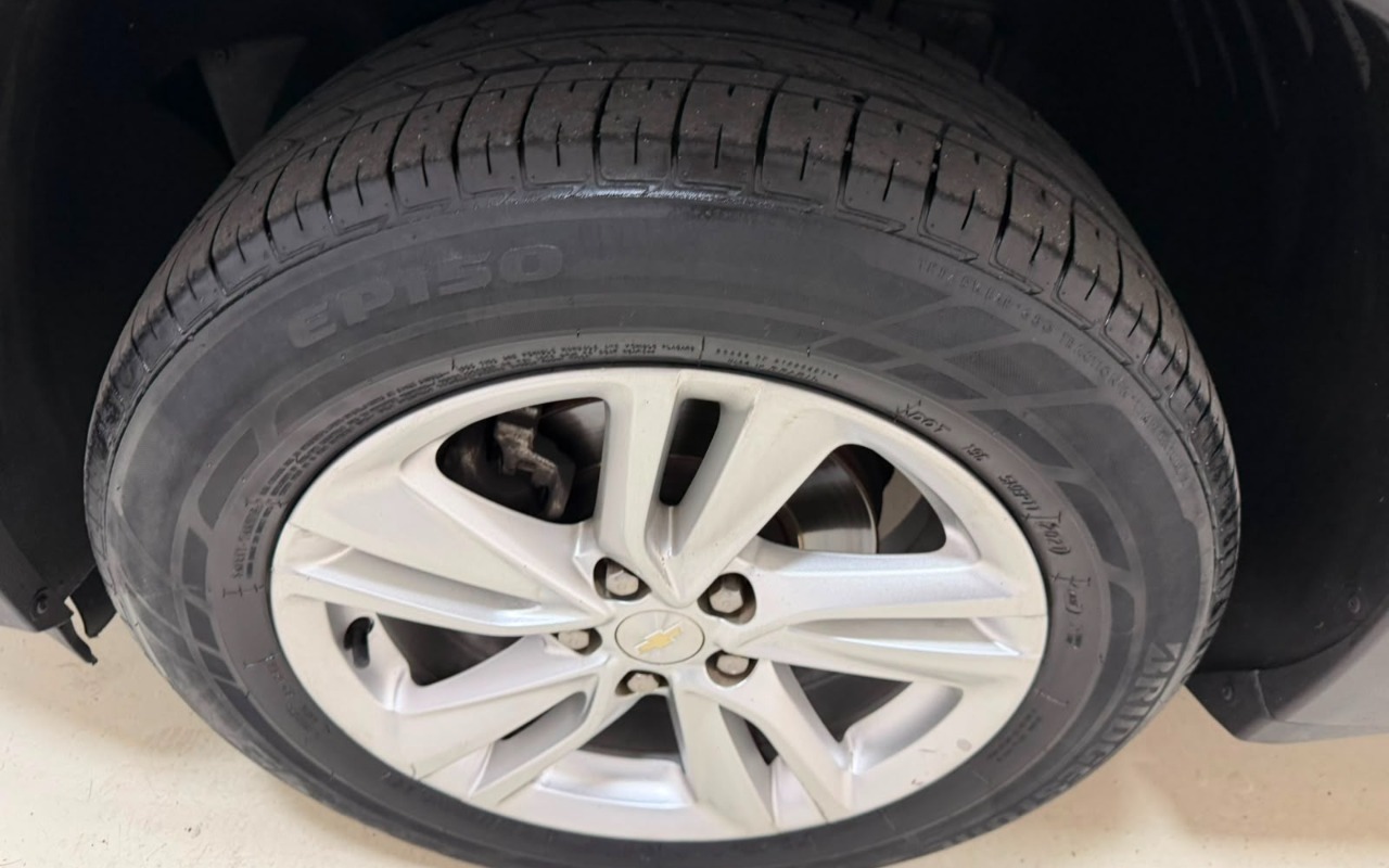 imagem-https://www.socarrao.com.br/sc-vehicle-images-prod/3436565/1787678184612-V2hhdHNBcHAgSW1hZ2UgMjAyNi0wOC0yNCBhdCAxNy4wNC40NyAoMSkuanBlZw.jpeg