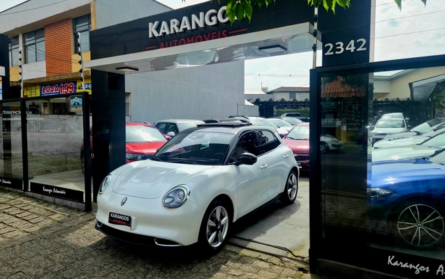 imagem-https://www.socarrao.com.br/sc-vehicle-images-prod/3436572/1787678260060-93601f86-4135-4f05-af35-dc204927d540.jpg