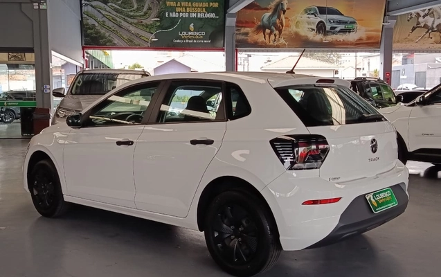 imagem-https://www.socarrao.com.br/sc-vehicle-images-prod/3436661/1787690462007-Qe820QFDyrXOnojrWRunf87GxlUcZsNT.jpg