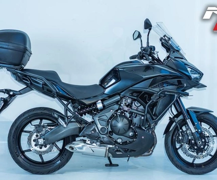 KAWASAKI Versys 650cc 2023 Preto — foto 1 de 3