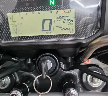 imagem-https://www.socarrao.com.br/sc-vehicle-images-prod/3436843/1787679120905-8381080_7_B_f2b8d81882.jpeg