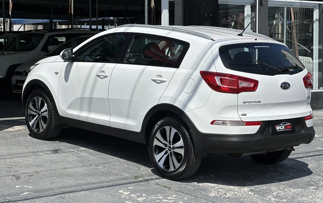 imagem-https://www.socarrao.com.br/sc-vehicle-images-prod/3436853/1789070880334-003_7f06f8fe2e3168aa9865f397fb5010f5.jpeg