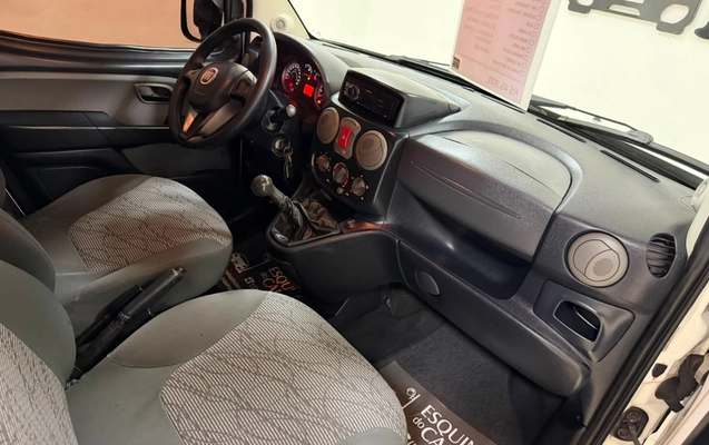 imagem-https://www.socarrao.com.br/sc-vehicle-images-prod/3436930/1787679583496-V2hhdHNBcHAgSW1hZ2UgMjAyNi0wOC0yMSBhdCAxNS41NC4xMiAoMSkuanBlZw.jpeg